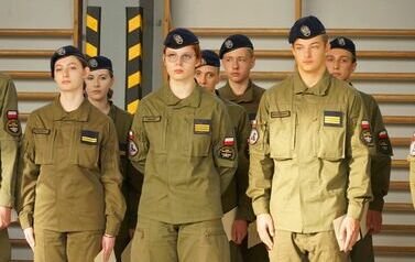 ŚLUBOWANIE I ŚWIĘTO NIEPODLEGŁOŚCI W ZSB 10