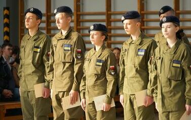 ŚLUBOWANIE I ŚWIĘTO NIEPODLEGŁOŚCI W ZSB 17