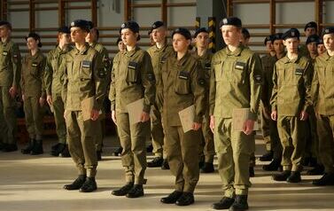 ŚLUBOWANIE I ŚWIĘTO NIEPODLEGŁOŚCI W ZSB 23