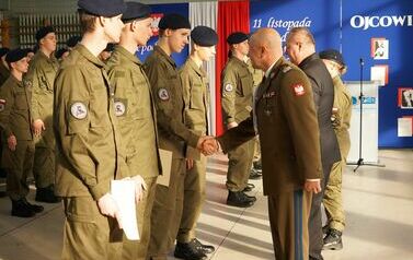 ŚLUBOWANIE I ŚWIĘTO NIEPODLEGŁOŚCI W ZSB 31