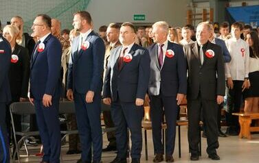 ŚLUBOWANIE I ŚWIĘTO NIEPODLEGŁOŚCI W ZSB 46