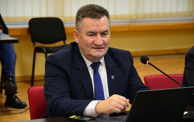 BUDŻET POWIATU BRANIEWSKIEGO NA 2024 ROK PRZYJĘTY JEDNOGŁOŚNIE 6
