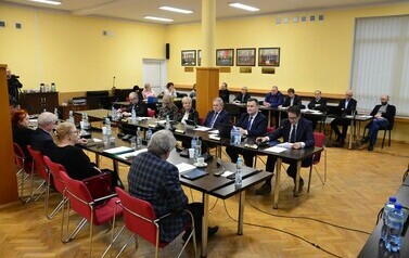 BUDŻET POWIATU BRANIEWSKIEGO NA 2024 ROK PRZYJĘTY JEDNOGŁOŚNIE 22