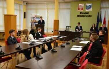 V POSIEDZENIE MŁODZIEŻOWEJ RADY POWIATU BRANIEWSKIEGO 9