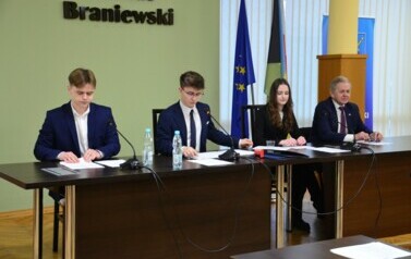 V POSIEDZENIE MŁODZIEŻOWEJ RADY POWIATU BRANIEWSKIEGO 27