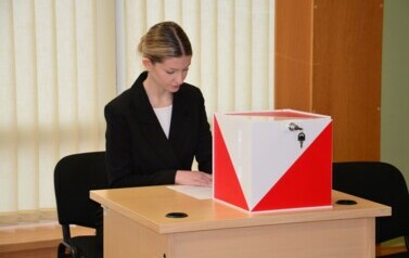 VI SESJA MŁODZIEŻOWEJ RADY POWIATU BRANIEWSKIEGO. KONKURS NA LOGO ROZSTRZYGNIĘTY 5