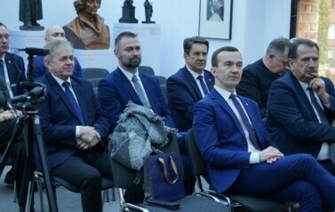 551. URODZINY MIKOŁAJA KOPERNIKA 5