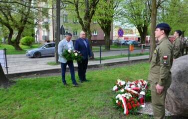 UROCZYSTE OBCHODY ROCZNICY ZBRODNI KATYŃSKIEJ W ZSB 4