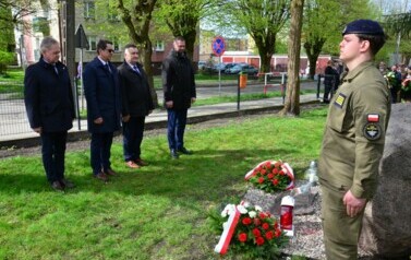 UROCZYSTE OBCHODY ROCZNICY ZBRODNI KATYŃSKIEJ W ZSB 10