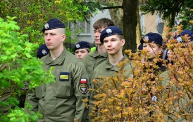UROCZYSTE OBCHODY ROCZNICY ZBRODNI KATYŃSKIEJ W ZSB 15