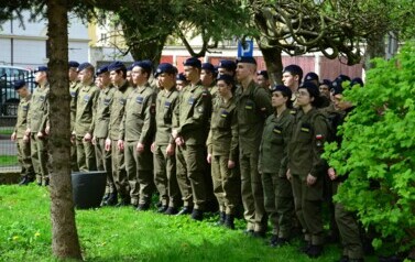 UROCZYSTE OBCHODY ROCZNICY ZBRODNI KATYŃSKIEJ W ZSB 16