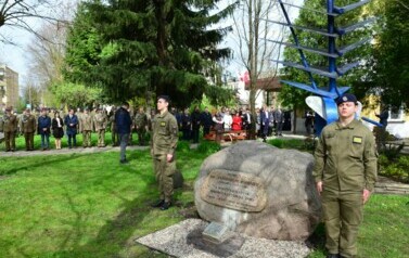 UROCZYSTE OBCHODY ROCZNICY ZBRODNI KATYŃSKIEJ W ZSB 20