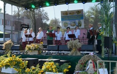 DOŻYNKI POWIATOWO &ndash; GMINNE W PIENIĘŻNIE 15