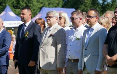 DOŻYNKI POWIATOWO &ndash; GMINNE W PIENIĘŻNIE 146