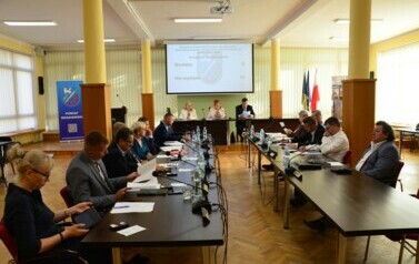 VI SESJA RADY POWIATU BRANIEWSKIEGO 9