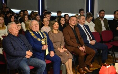 JUBILEUSZ W ZESPOLE SZK&Oacute;Ł ZAWODOWYCH 40