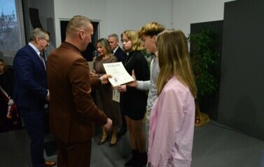 JUBILEUSZ W ZESPOLE SZK&Oacute;Ł ZAWODOWYCH 48