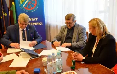 Kolejne dotacje popłynęły do organizacji pozarządowych 3