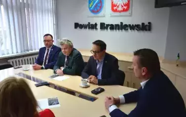 PLANOWANIE FINAŁU WARMIŃSKO-MAZURSKICH DNI RODZINY NA TERENIE POWIATU&nbsp;BRANIEWSKIEGO 9