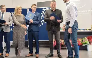 OSTATNI DZWONEK DLA MATURZYST&Oacute;W 32