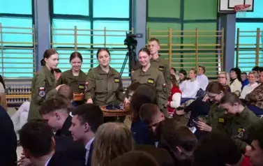 OSTATNI DZWONEK DLA MATURZYST&Oacute;W 47