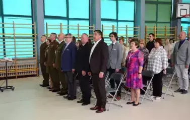 OSTATNI DZWONEK DLA MATURZYST&Oacute;W 73