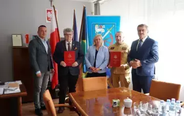 STRAŻ POŻARNA ZE WSPARCIEM POWIATU 2