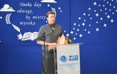 DZIEŃ EDUKACJI NARODOWEJ W ZESPOLE SZK&Oacute;Ł BUDOWLANYCH W BRANIEWIE 11