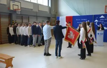 DZIEŃ EDUKACJI NARODOWEJ W ZESPOLE SZK&Oacute;Ł BUDOWLANYCH W BRANIEWIE 23