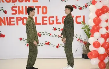 OBCHODY ŚWIĘTA NIEPODLEGŁOŚCI W LICEUM OG&Oacute;LNOKSZTAŁCĄCYM W BRANIEWIE 16