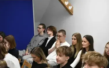 OBCHODY ŚWIĘTA NIEPODLEGŁOŚCI W LICEUM OG&Oacute;LNOKSZTAŁCĄCYM W BRANIEWIE 21