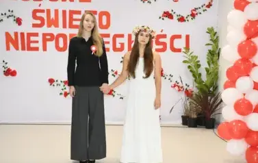 OBCHODY ŚWIĘTA NIEPODLEGŁOŚCI W LICEUM OG&Oacute;LNOKSZTAŁCĄCYM W BRANIEWIE 25