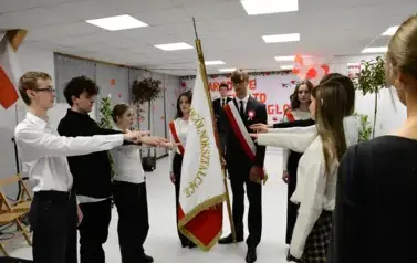 OBCHODY ŚWIĘTA NIEPODLEGŁOŚCI W LICEUM OG&Oacute;LNOKSZTAŁCĄCYM W BRANIEWIE 28