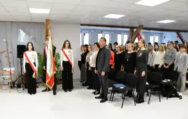 OBCHODY ŚWIĘTA NIEPODLEGŁOŚCI W LICEUM OG&Oacute;LNOKSZTAŁCĄCYM W BRANIEWIE 37