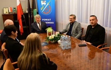 GMINA TOLKMICKO JEDNAK Z POMOCĄ POWIATU 2