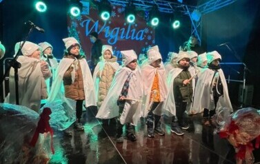WIGILIA GMINNA I JARMARK ŚWIĄTECZNY W PIENIĘŻNIE 6
