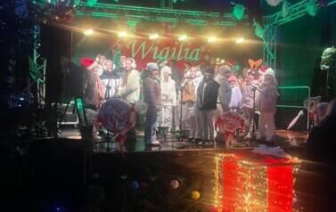 WIGILIA GMINNA I JARMARK ŚWIĄTECZNY W PIENIĘŻNIE 7