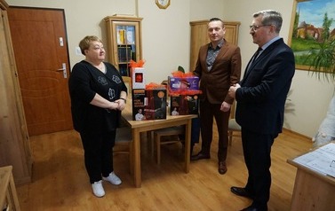 Z CYKLU JEDNOSTKI ORGANIZACYJNE POWIATU BRANIEWSKIEGO POWIATOWE DOMY DZIECKA &bdquo;SŁONECZNE WZG&Oacute;RZE&rdquo; I &bdquo;PROMYK&rdquo; WE FROMBORKU 5
