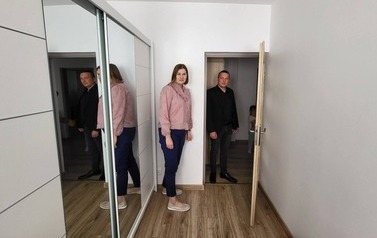 Z CYKLU JEDNOSTKI ORGANIZACYJNE POWIATU BRANIEWSKIEGO POWIATOWE DOMY DZIECKA &bdquo;SŁONECZNE WZG&Oacute;RZE&rdquo; I &bdquo;PROMYK&rdquo; WE FROMBORKU 9