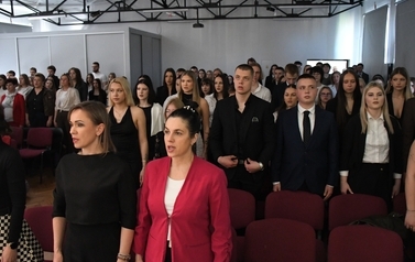 Ostatni dzwonek dla maturzyst&oacute;w! 28