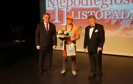 POWIATOWE OBCHODY DNIA NIEPODLEGŁOŚCI W BRANIEWIE 19