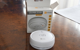 CZUJNIKI DYMU DLA MIESZKAŃC&Oacute;W POWIATU 2
