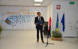 POWIATOWE OBCHODY DNIA EDUKACJI NARODOWEJ 72