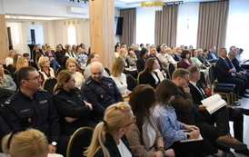 III POWIATOWA KONFERENCJA NA RZECZ RODZINY 3