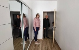 Z CYKLU JEDNOSTKI ORGANIZACYJNE POWIATU BRANIEWSKIEGO POWIATOWE DOMY DZIECKA &bdquo;SŁONECZNE WZG&Oacute;RZE&rdquo; I &bdquo;PROMYK&rdquo; WE FROMBORKU 9